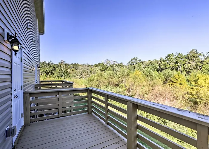 Ideally Located & Elegant W/ Balcony!